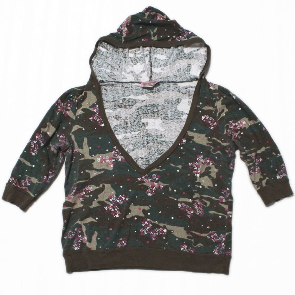 1X Crop Top Camo Hoodie